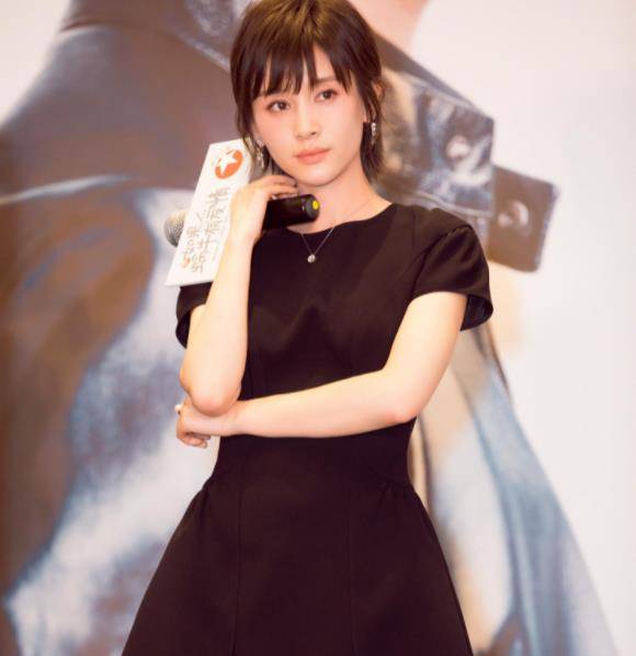 王子文男友十分帅气,长相很像混血儿_感情_安全感_身材