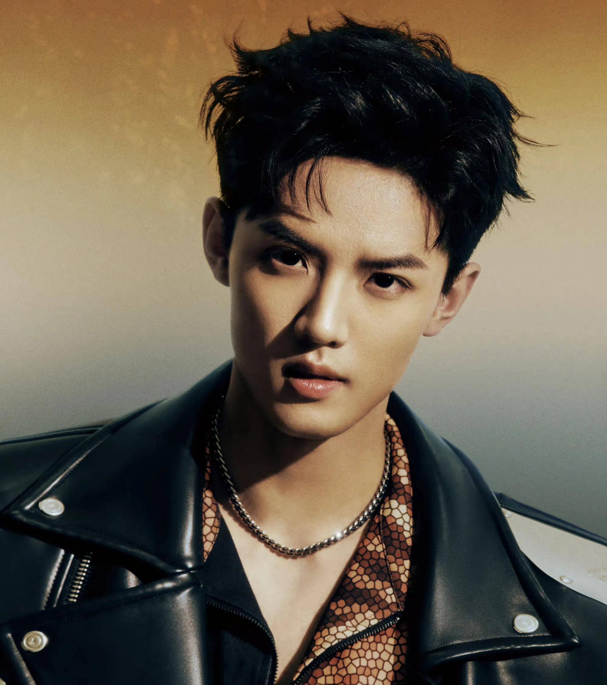 周峻纬b站头条账号再遭封禁,赵丽颖白鹿新剧恐受牵连_凤行_风险_网友