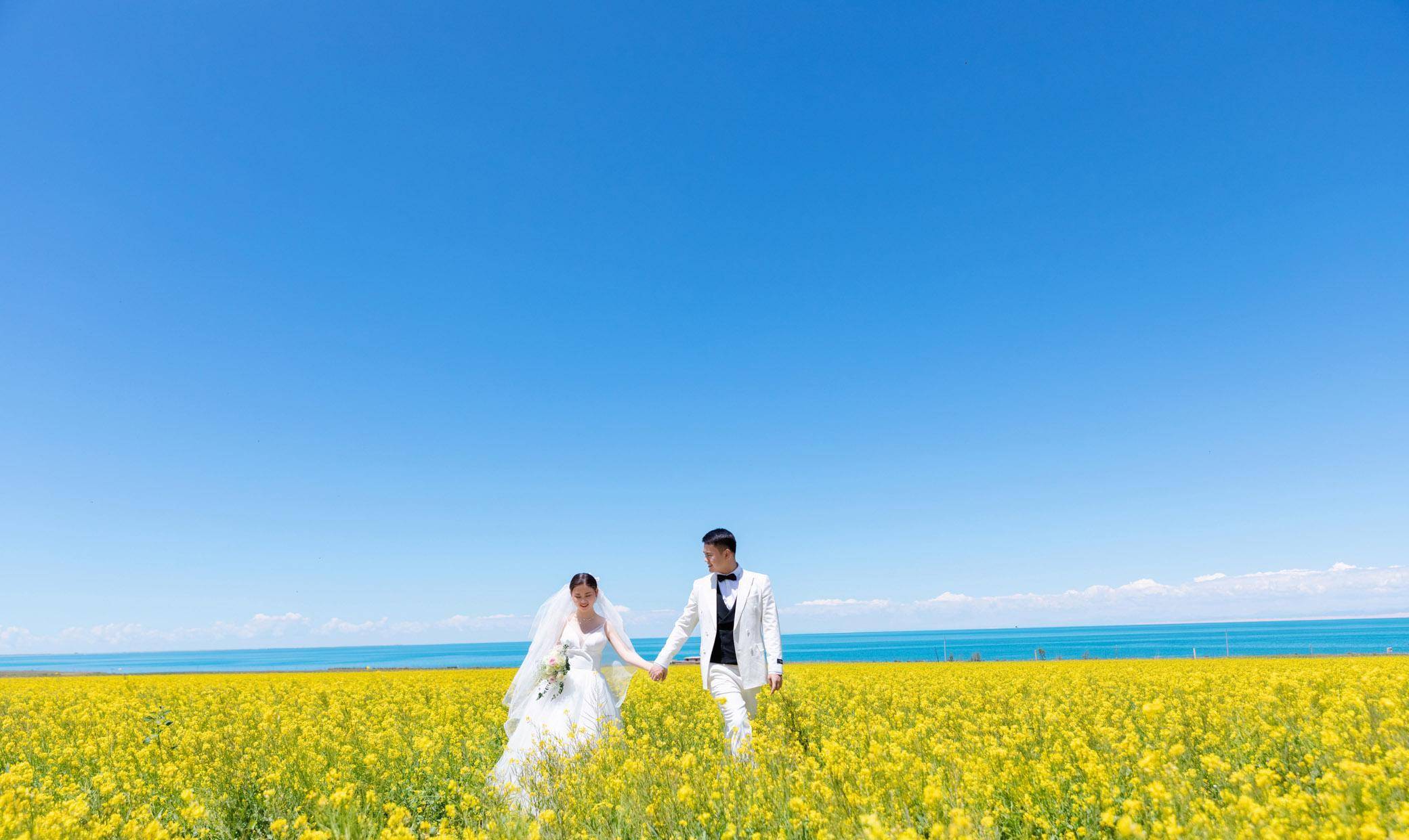 夏日限定|青海油菜花海婚纱照超全攻略,七八月去青海拍婚纱照吧_顾客
