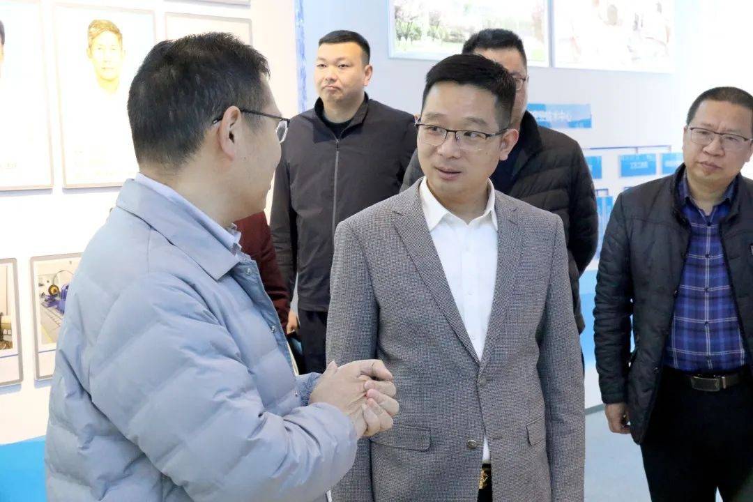 管委会常务副主任陈俊生一行调研万里扬_企业_任华林_情况