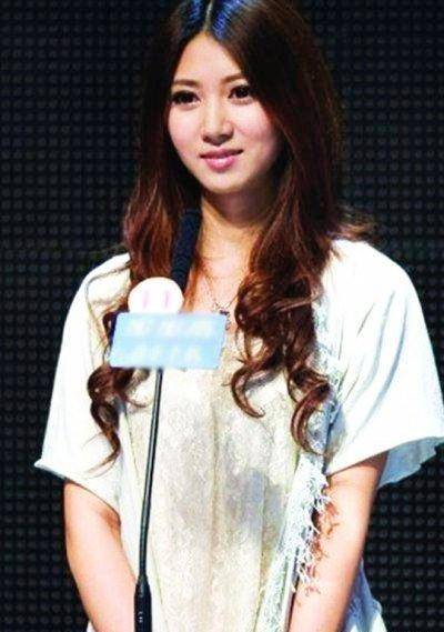 非诚"史上最纯女嘉宾"被胁迫拍不雅照,如今走出"厕所门"阴影_闫凤娇