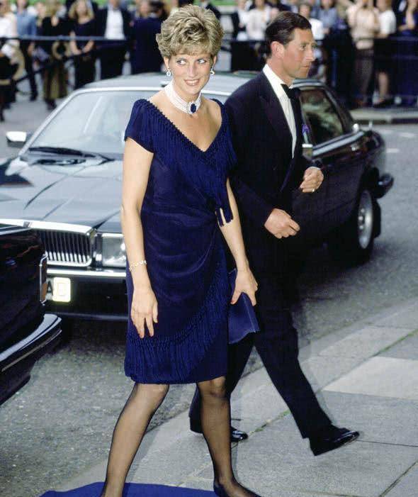 戴安娜泳装照罕见曝光!