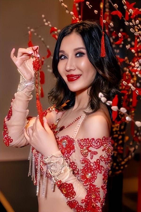 新加坡非凡舞蹈学院创办人——jamila 王海青_世界_大赛_艺术