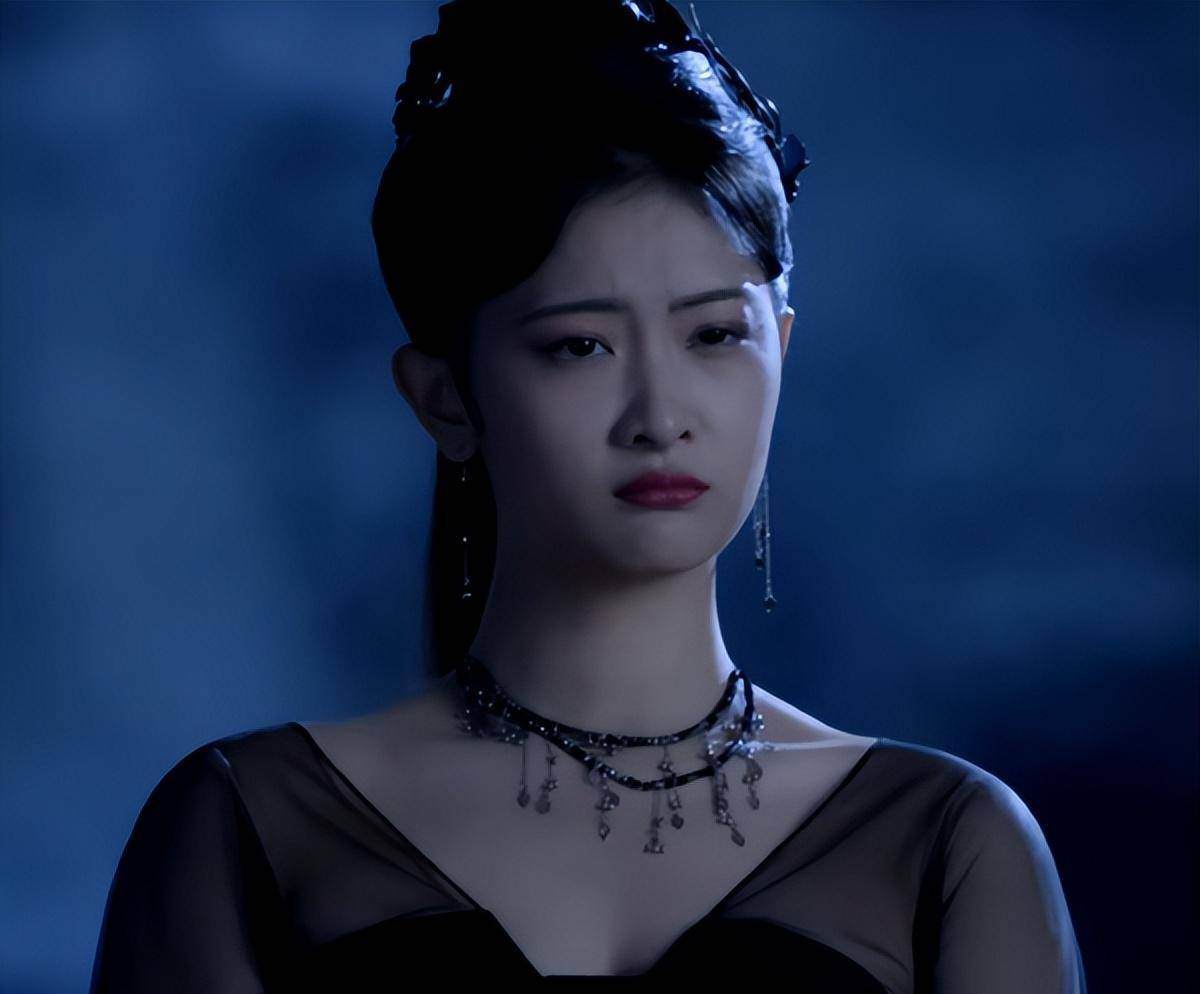 星落凝成糖:记住王若溪,虽然戏份像关系户,但真的很清纯很会演