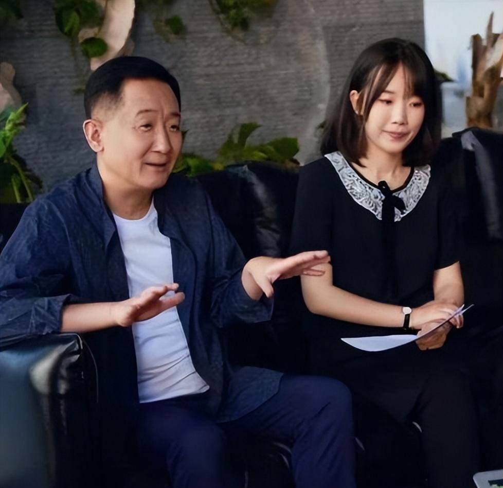 梁天妻子孙凤英:是丈夫和继女的调和剂,是丧夫丧子婆婆的开心果_父母