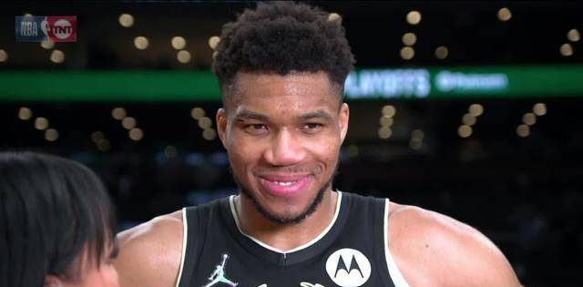 字母哥在垃圾时间刷数据,露出得意的笑容,网友:没有底线_事情_行为_1