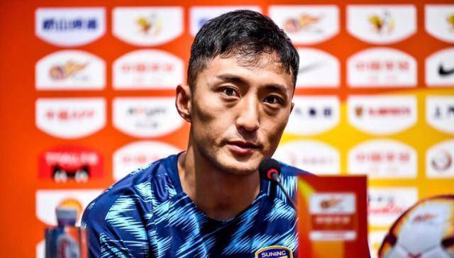 杨二哥反戈一方,回家比赛激动了解大连风格,担起防守龙东重任_杨博_于