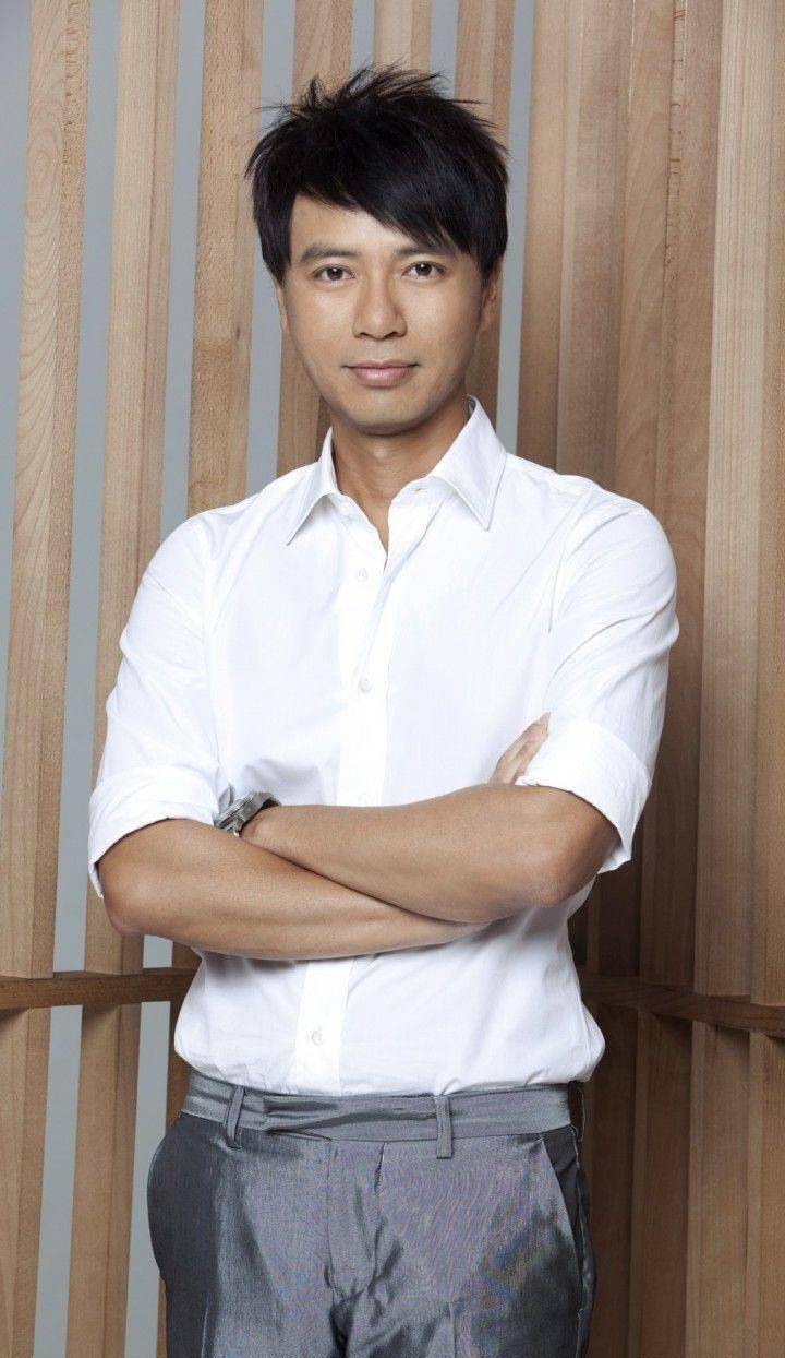 走投无路的李克勤来借钱,刘德华脱口而出8个字,让他记了一辈子_人品