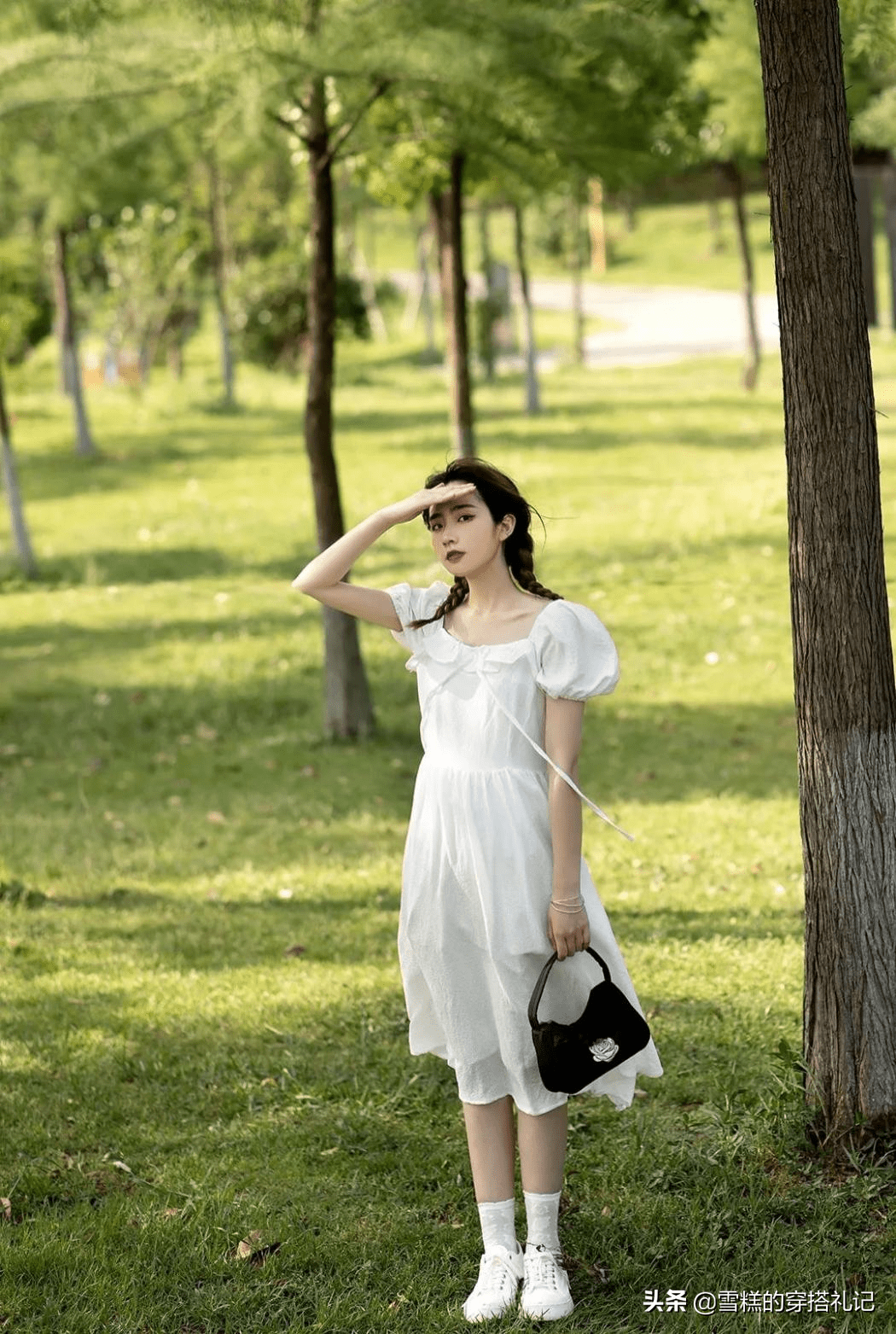 夏天小白裙怎么穿?