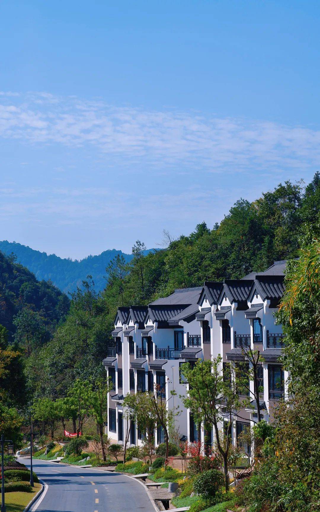 【首页】仁里山居售楼处电话丨仁里山居售楼处丨地
