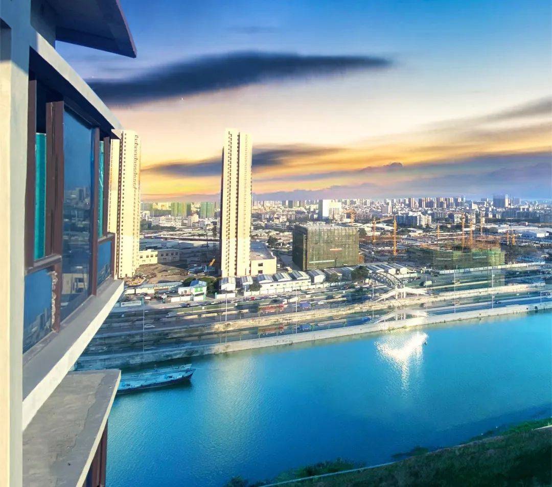 雍颐湾·前岸,3#升级新品,270°恢弘视野,外揽西