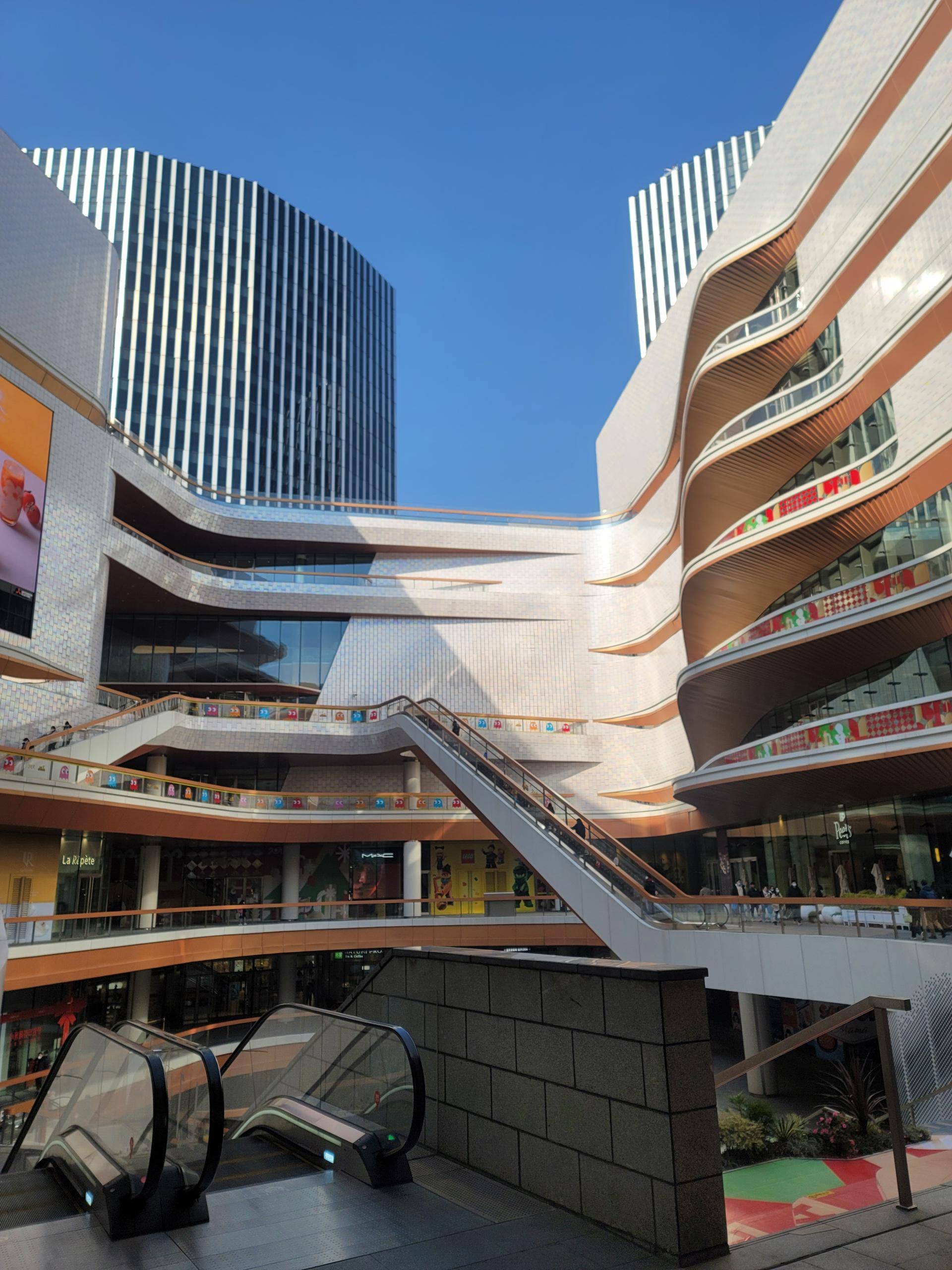 alienware外星人电脑上海大宁久光笔记本专卖店铺_品牌_百货_产品