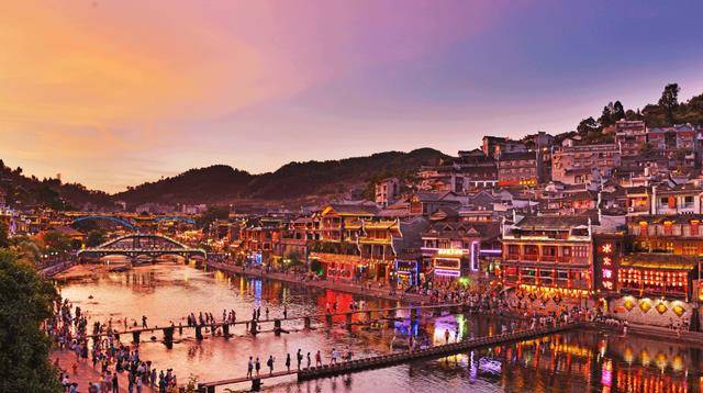 滇桂黔地区城镇化与城乡收入差距发展现状如何?_城市群_水平_全国