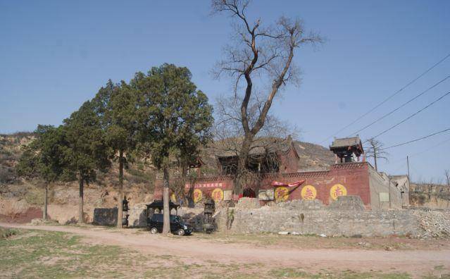 平遥古城白云寺,千年古刹藏深山_弥勒_东西_寺院