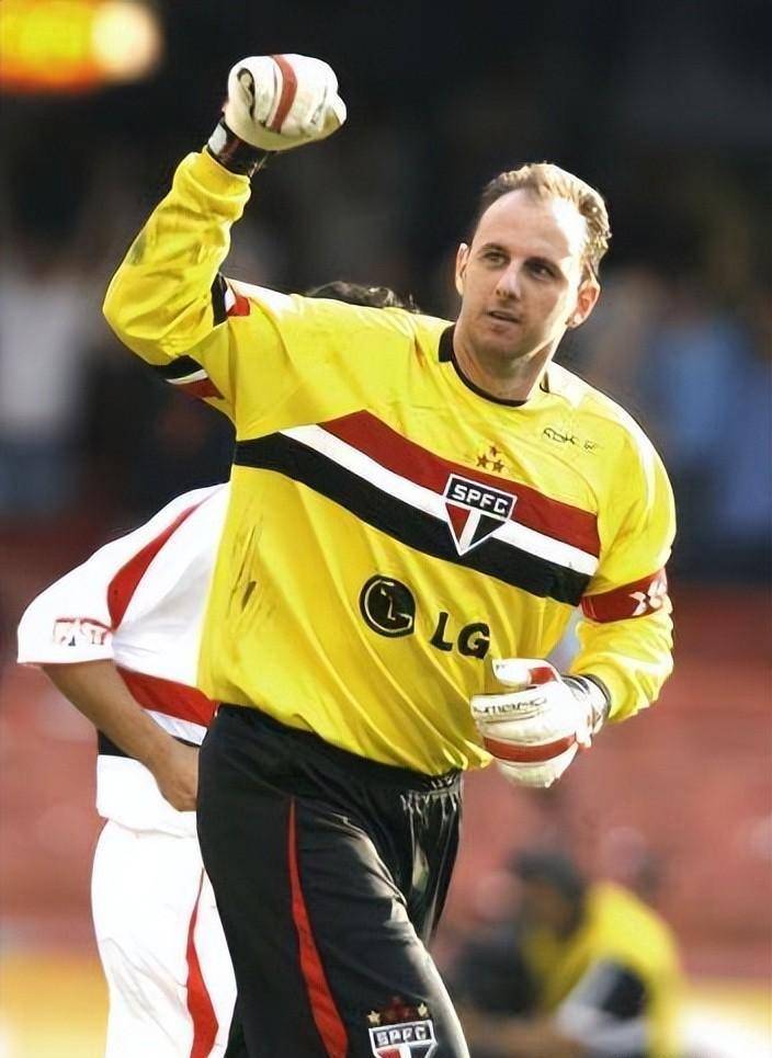 无愧戴手套的罗纳尔多,一生一队,再续圣保罗前缘_罗热里奥·切尼_任意