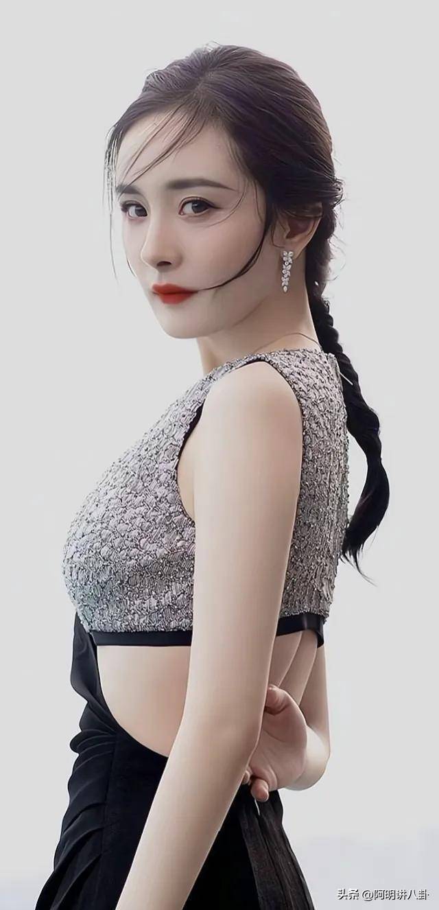 拥有樱桃小嘴的这八位女演员,身材婀娜多姿,面容魅惑动人,绝了_嘴唇