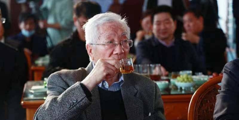 米仓山有春信 第一口鲜西湖开饮 旺苍春茶品鉴推介活动在杭州举行-米仓山绿茶价格多少