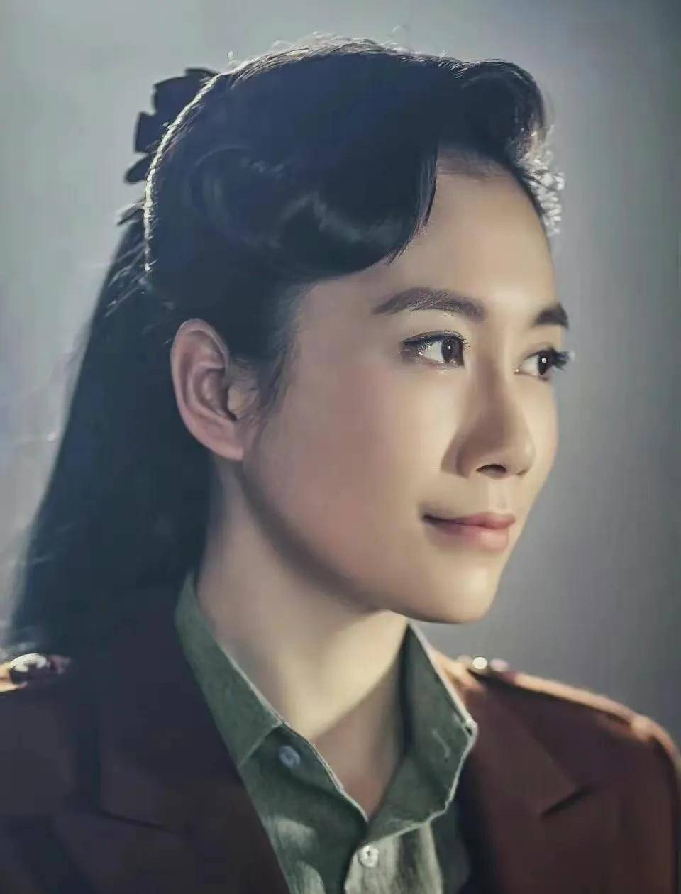 温峥嵘的老公很神秘,不是何政军,也不是曲京远_角色_顾忆罗_一生