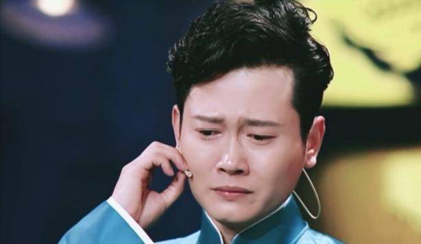 德云社心酸往事:孟鹤堂被逼哭,张云雷意难平,他的最让人动容!