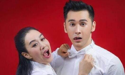 明星的结婚证件照,可以这样照,是民政局给的特权吗?