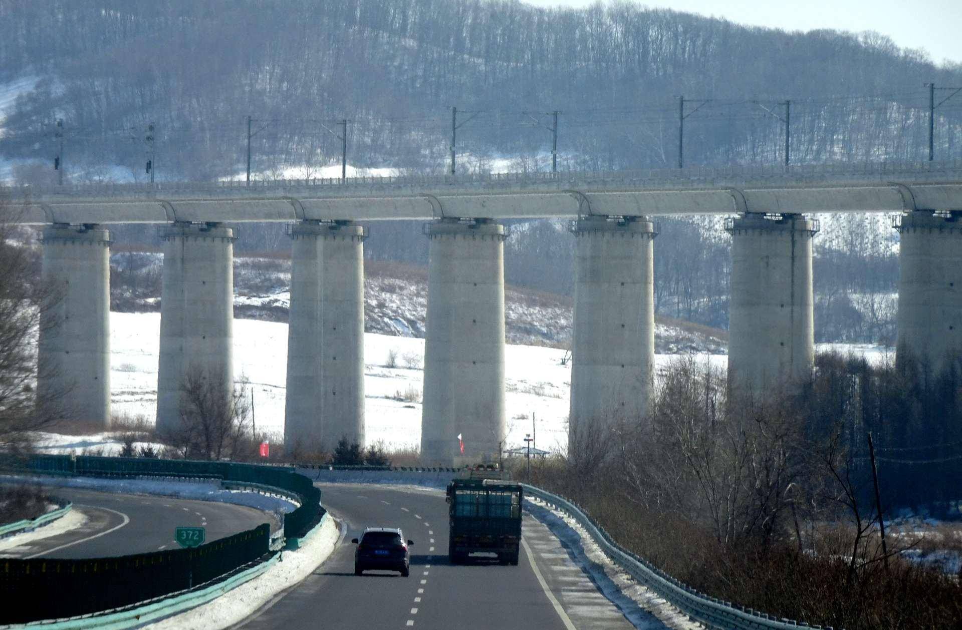哈牡高速应该是哈尔滨周边最美的高速了_平山_横道河子_高速公路