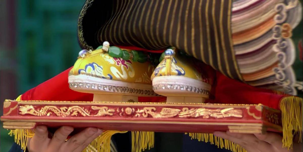 甄嬛传嫔妃花盆底有啥讲究?