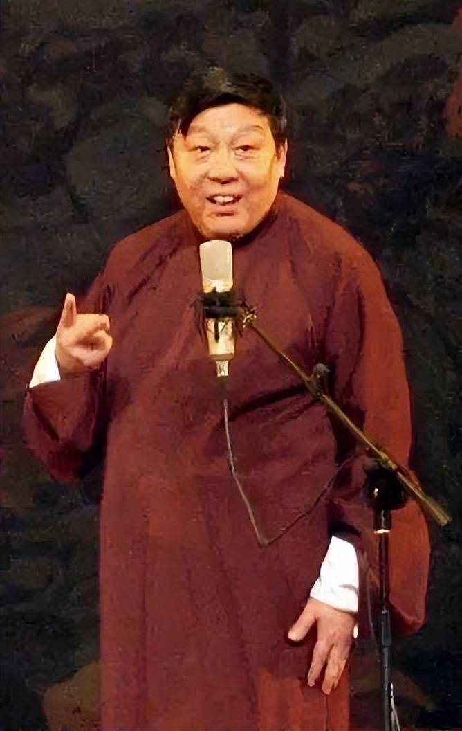 相声界唯一在世的"寿"字辈艺人,因辈分太大,不得不自降身份_薛永_韩子