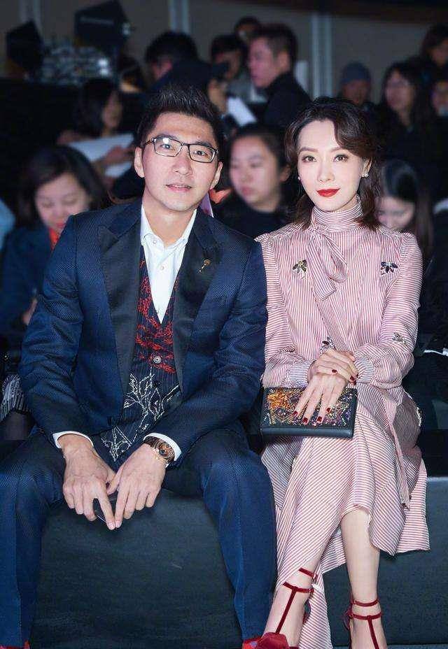 大火的童瑶,穿衣还是不够大气,衬得陈数像个名媛阔太!_显得_气质_黑色