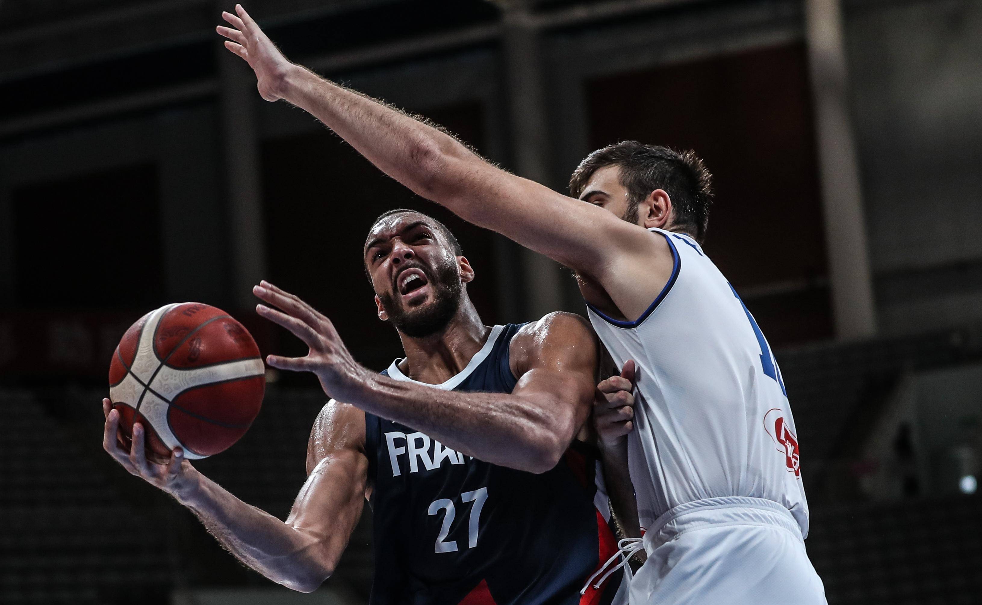 2023-23赛季排名前10的NBA防守最强的球员-2021赛季nba最佳防守阵容