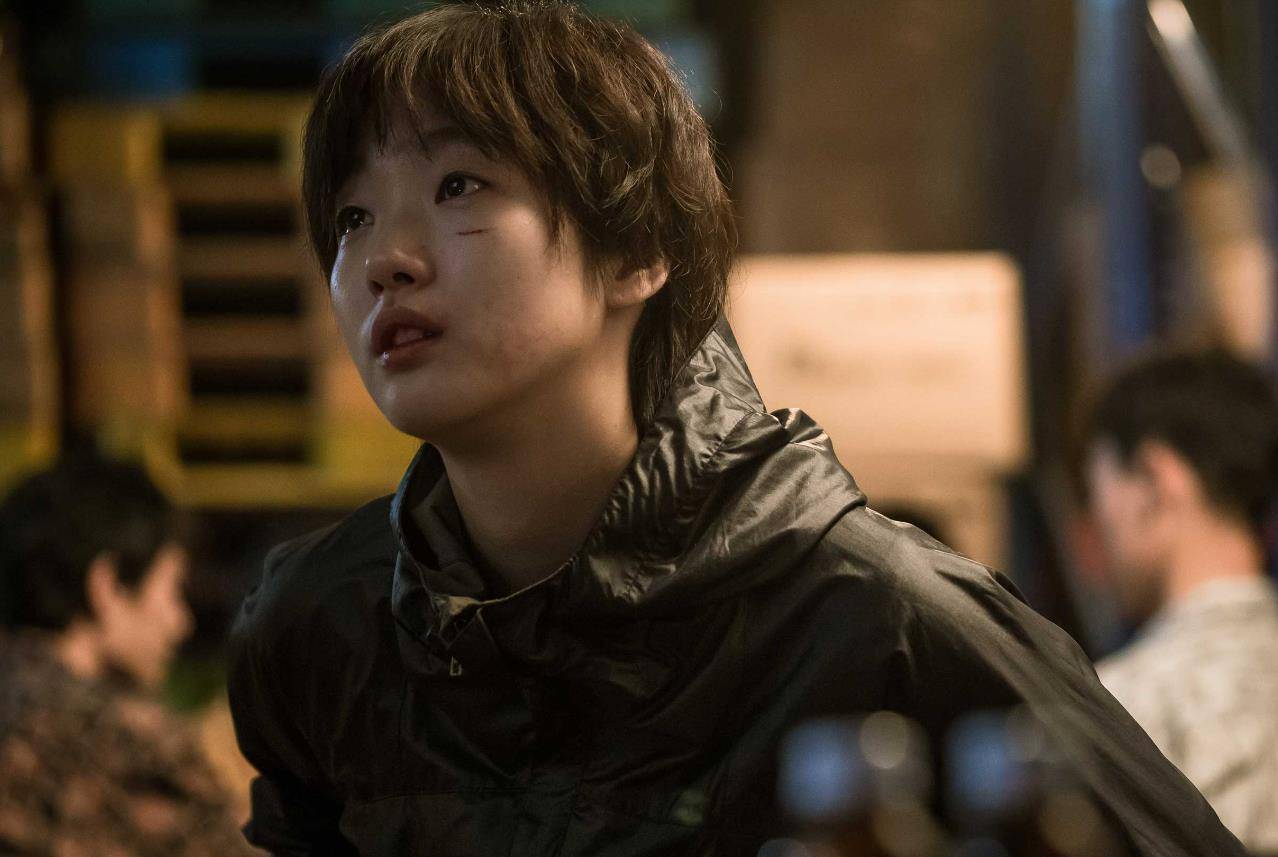 韩国90后女星金高银盘点:献身于艺术的几部作品_电影_少女_印象