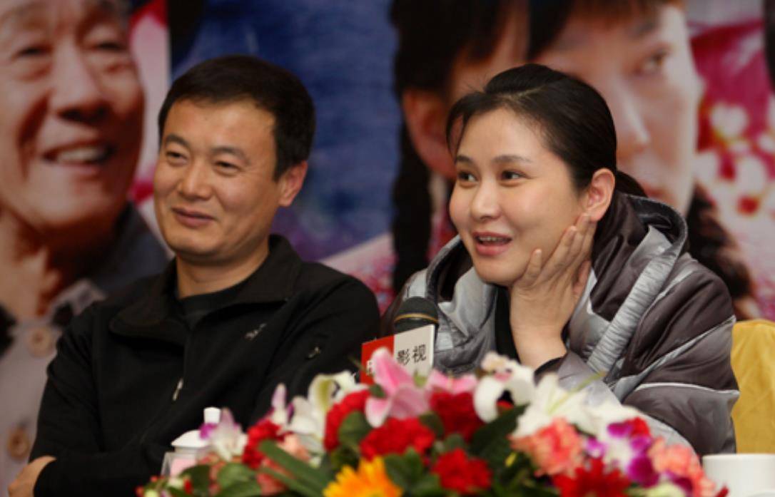 演员孙松:娶了比老婆小10岁的侯继林,相恋24年,没有孩子他也很幸福
