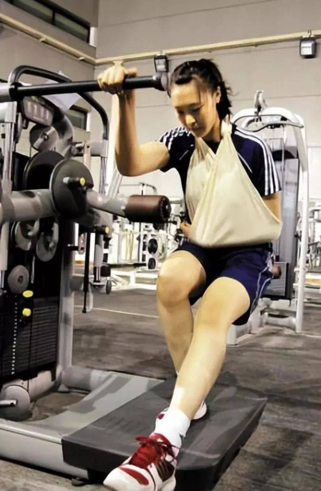 对于惠若琪的婉言拒绝,杨振波并不气馁,因为惠若琪常年在训练和比赛中