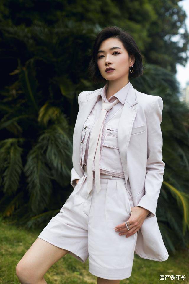 撞脸不撞人品!万茜江一燕傻傻分不清,一个低调一个爱秀却总翻车