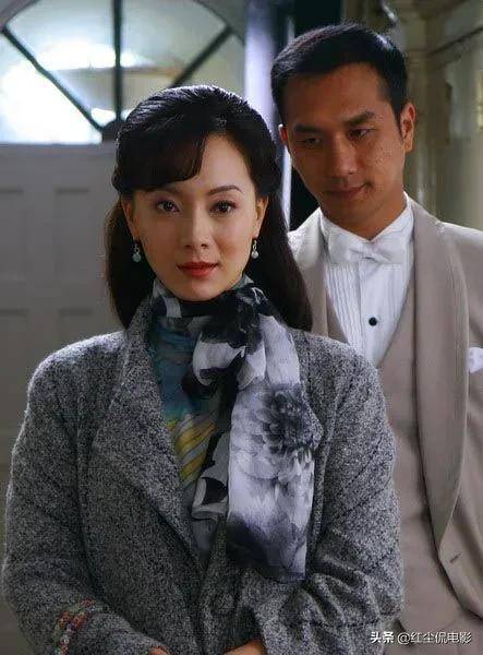 她是旗袍女王,也是董卿称赞的优雅女性典范,她是陈数_剧中_角色_电视