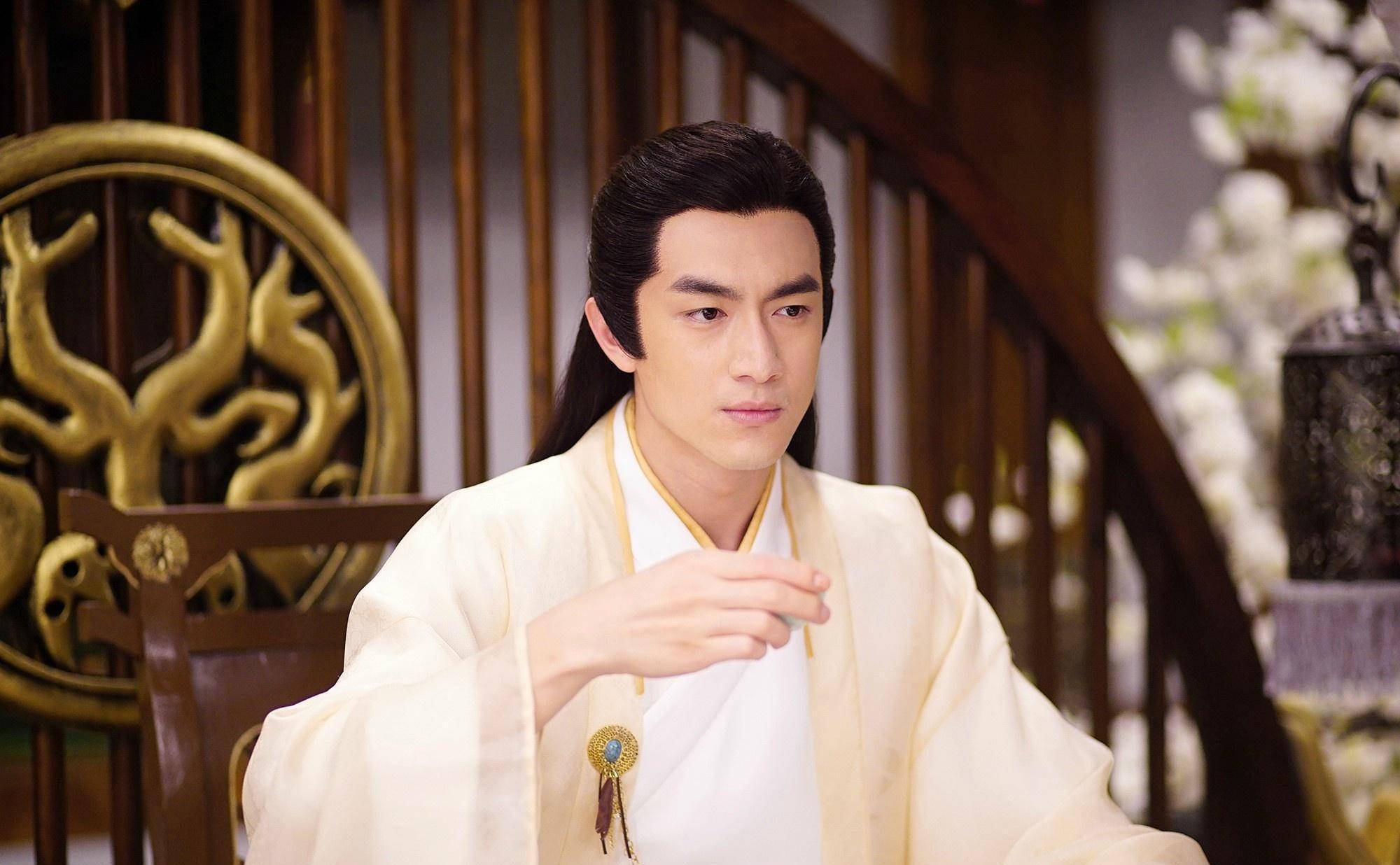 星目,风度翩翩,这10位男明星的长相,击中了国人审美_陈晓_胡歌_古天乐