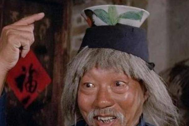 《醉拳》袁小田,袁和平父被赞中国最牛演员,却已肺癌病逝40年?