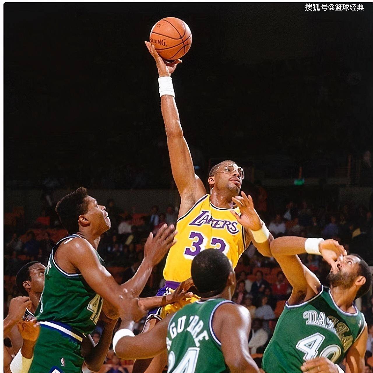 现在的nba联盟已经是小球时代了,今天来盘点一下逐渐消失的十大篮球