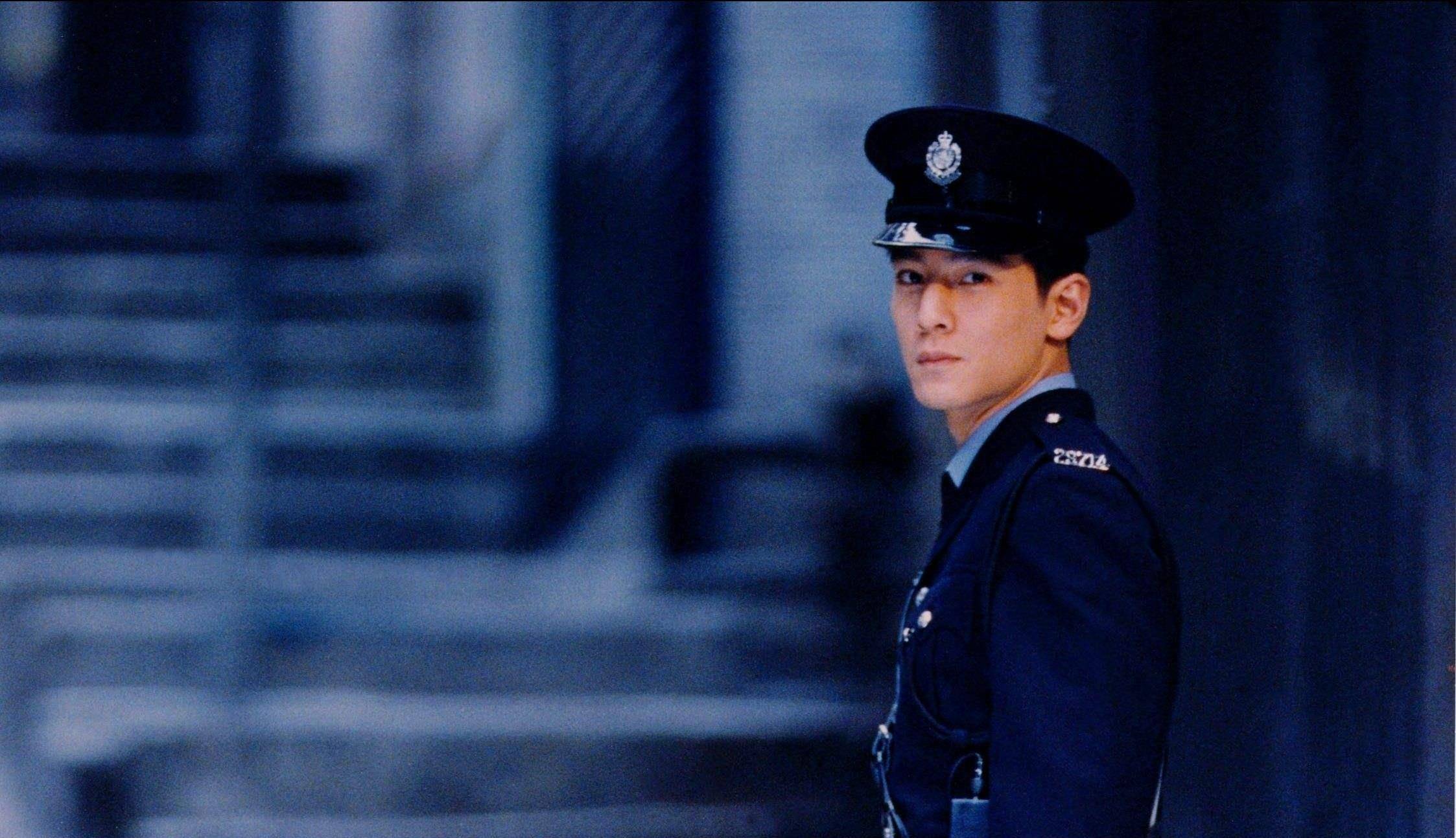 近日王千源,吴彦祖主演的电影《除暴》上映了一部典型的警匪片