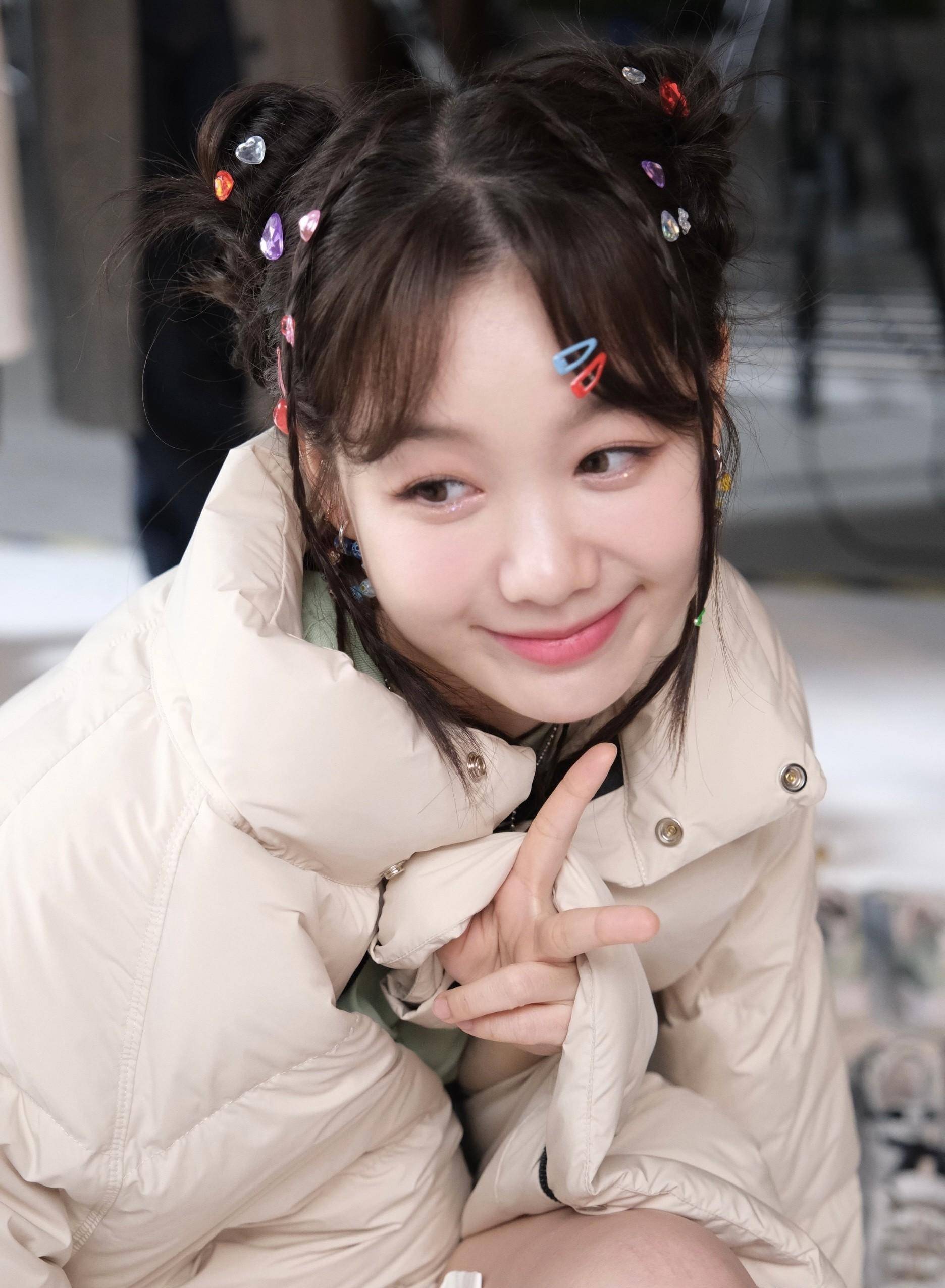 徐梦洁甜妹人设翻车,粉丝被质疑"跪着追星",路人缘一落千丈_互动_评论