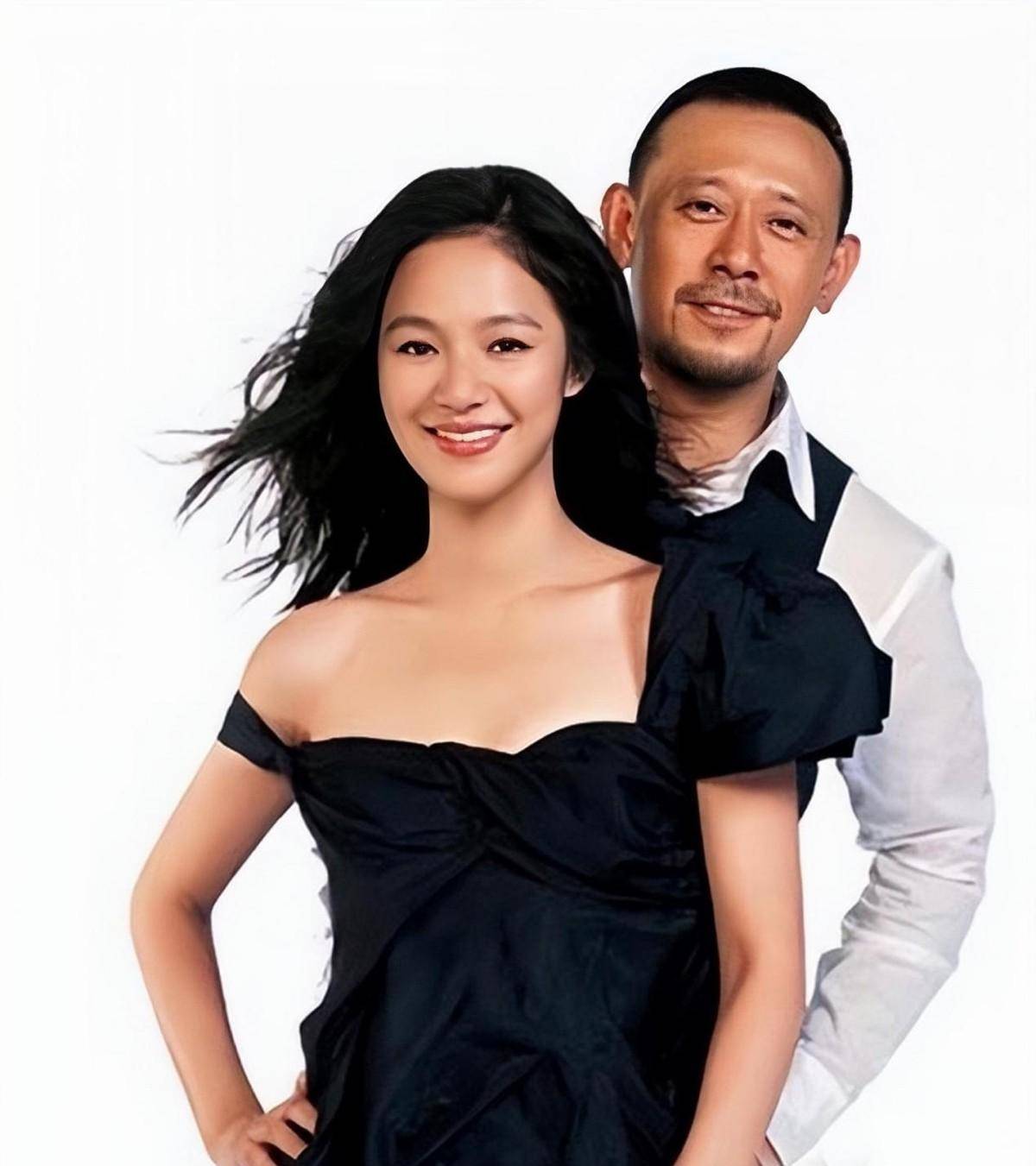 周韵:嫁二婚大15岁的姜文,婆媳矛盾不断,结婚17年,她过得怎样_女儿