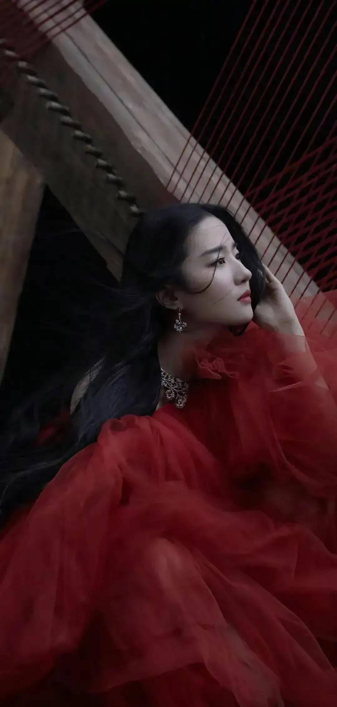 刘亦菲的8幅美照,每张照片都为珍藏款_彩虹_利马_信仰