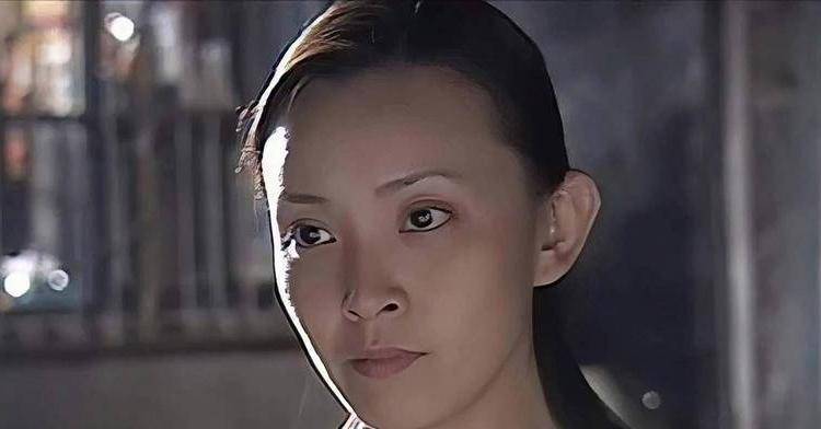 《征服》里刘华强明知李梅拖后腿,为何不赶走她?