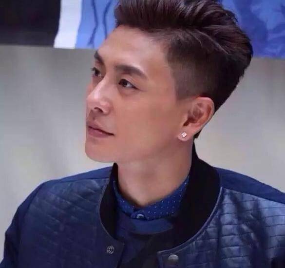 然而,陈嘉桓却不知道,自己努力走进了黄宗泽的心里,得以被接纳,但彼时