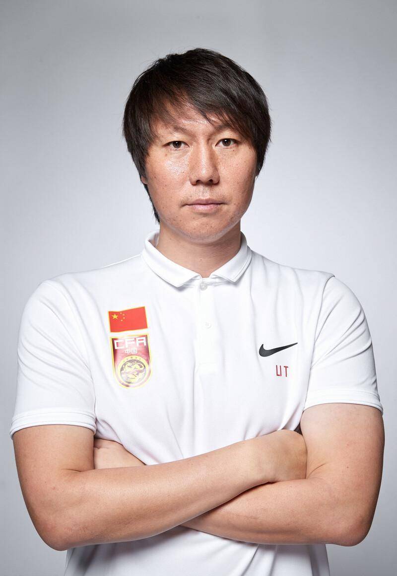 国足教练李铁个人简历图片