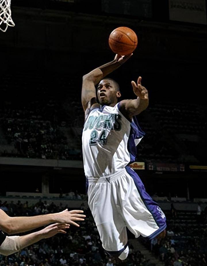 nba365天365星-戴斯蒙德梅森_球员_身体_能力