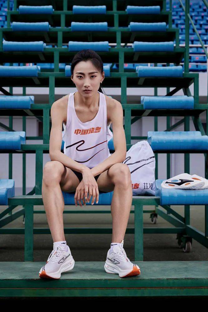 李芷萱夺重马国内女子第一,前一晚才决定参加比赛!
