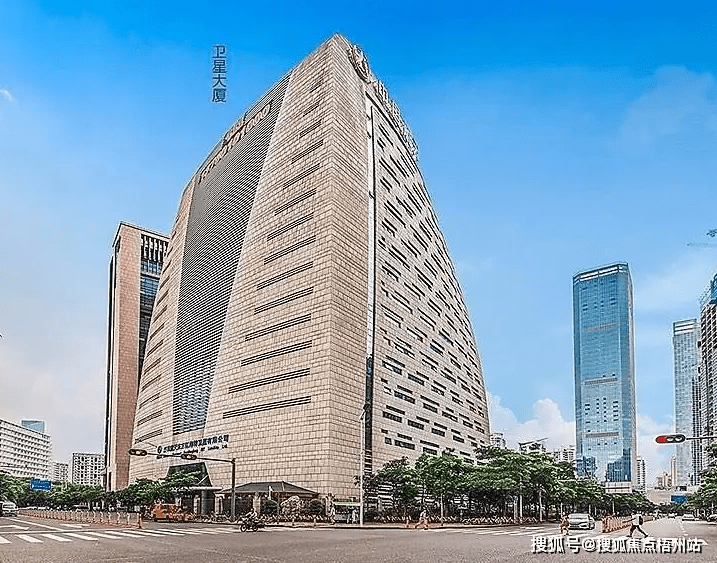 72km地铁:72路; 235路; 236路; m200路; m474路; m530路; m562路