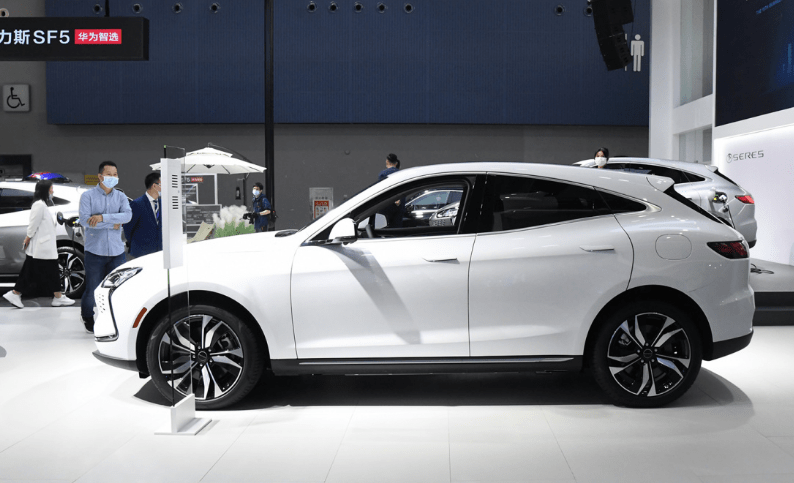 全面评测赛力斯华为智选sf5,续航1000 公里,它有没有这么神?