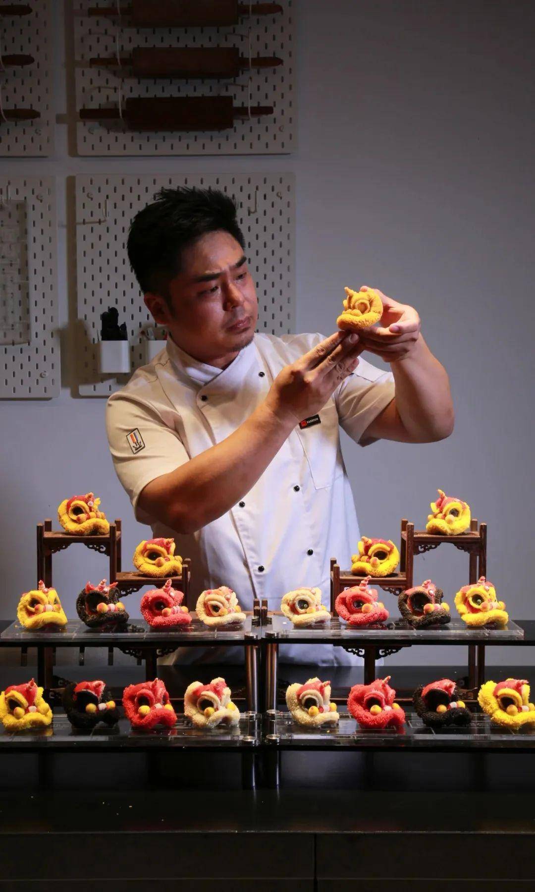 中式面点有多精致?"小狮子"的睫毛根根分明!_武杨_作品_醒狮