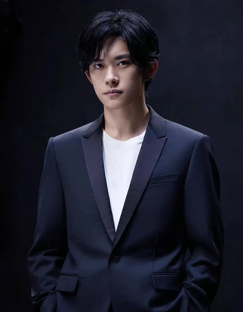 男明星流量排行榜:任嘉伦朱一龙上榜,看到第一名副其